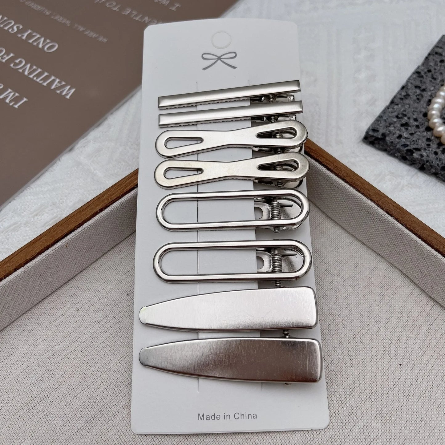 Sliver Metal Hair Clips for Women, Y2K Duckbill Hairpin, Personality Bangs Side Headwear, Barrettes Hairclip Styling Accessories