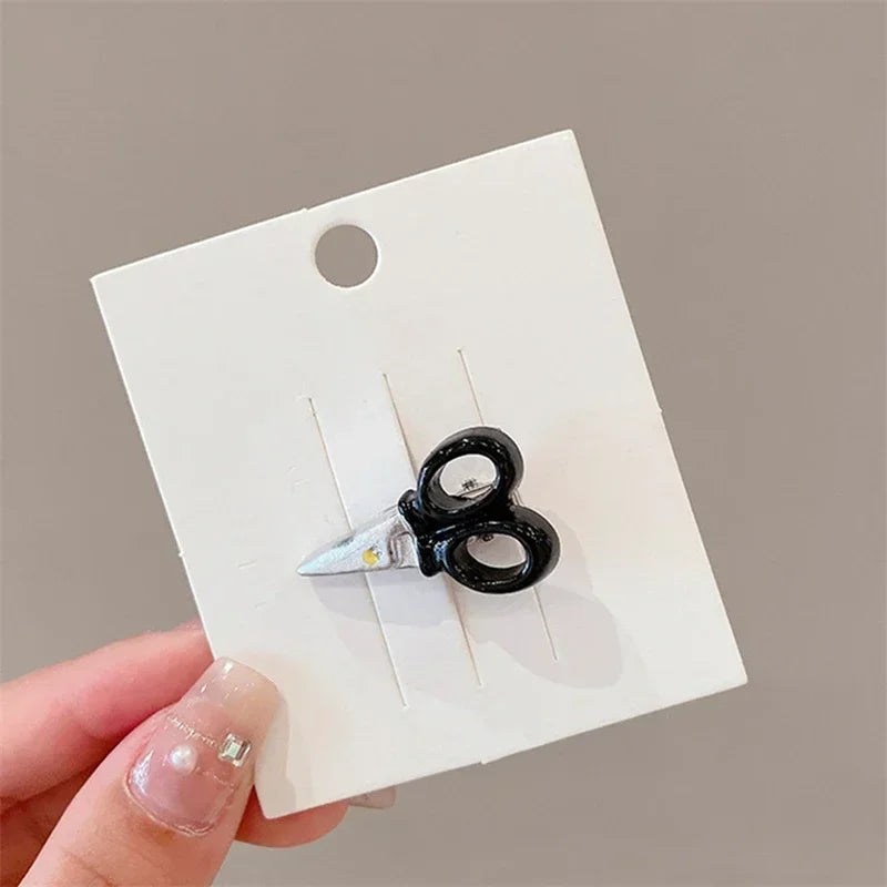 Creative Weird Knife Hair Clips Simulated Scissors Light Bulb Food Hairpins Girls Hairclip Punk Barrette Headwear Accessories