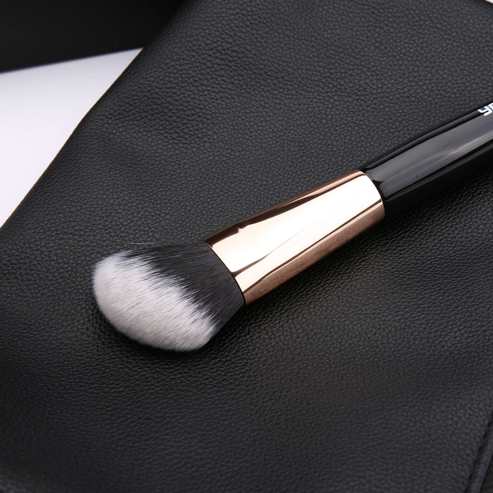 Yaqi 8pcs Synthetic Hair Wood Handle Cosmetic Brush Set  Blending Makeup brush beauty tool